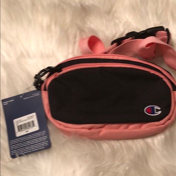 Champion Forever Signature Fanny Pack OS Pink 4.75" high
9" wide - Picture 3 of 5